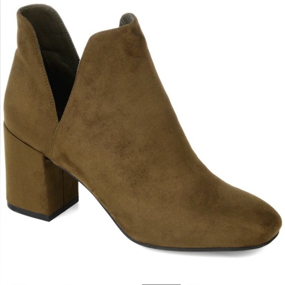 Journee Gwenn Bootie Faux Suede square toe Ankle Boots olive green New in Box
